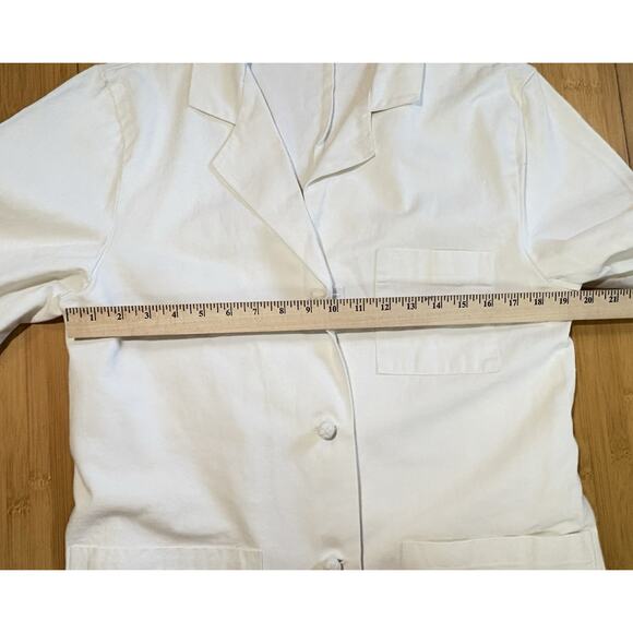 Lot Of 3 White TAFFORD Sz 8 Lab Coats 4 Front Buttons 3 Pockets Button Back Tie - Picture 4 of 9